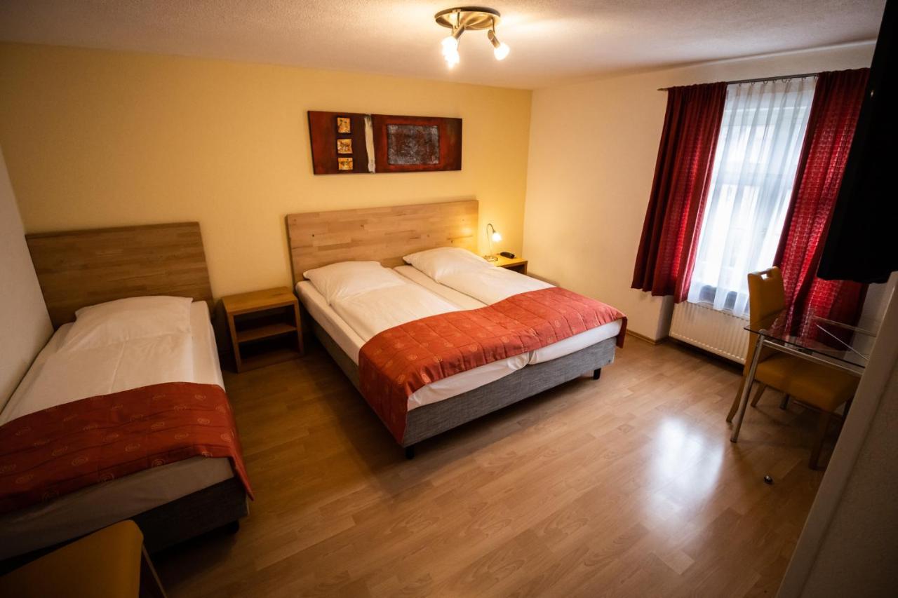 Roessle Hotel